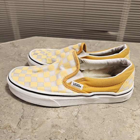 Vans Classic VN0A5JMHF3X Men's Yellow White Checkerboard Skate Shoes Sz 4/5.5 - Picture 1 of 9